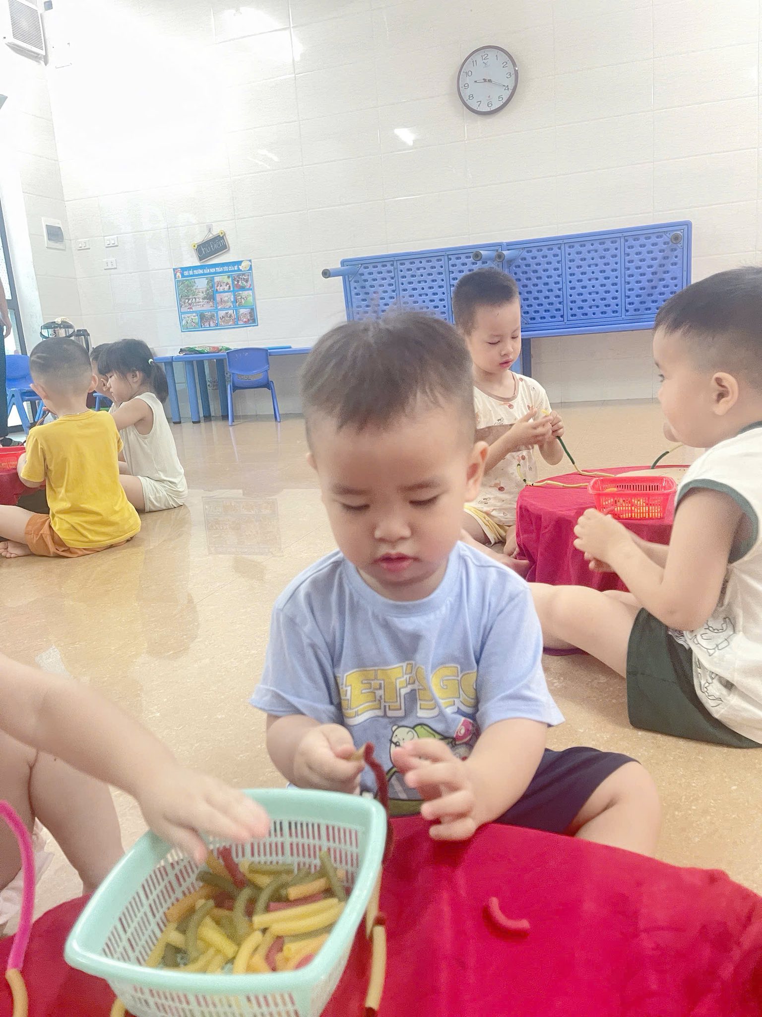 Một buổi học khá thú vị của các bạn nhỏ