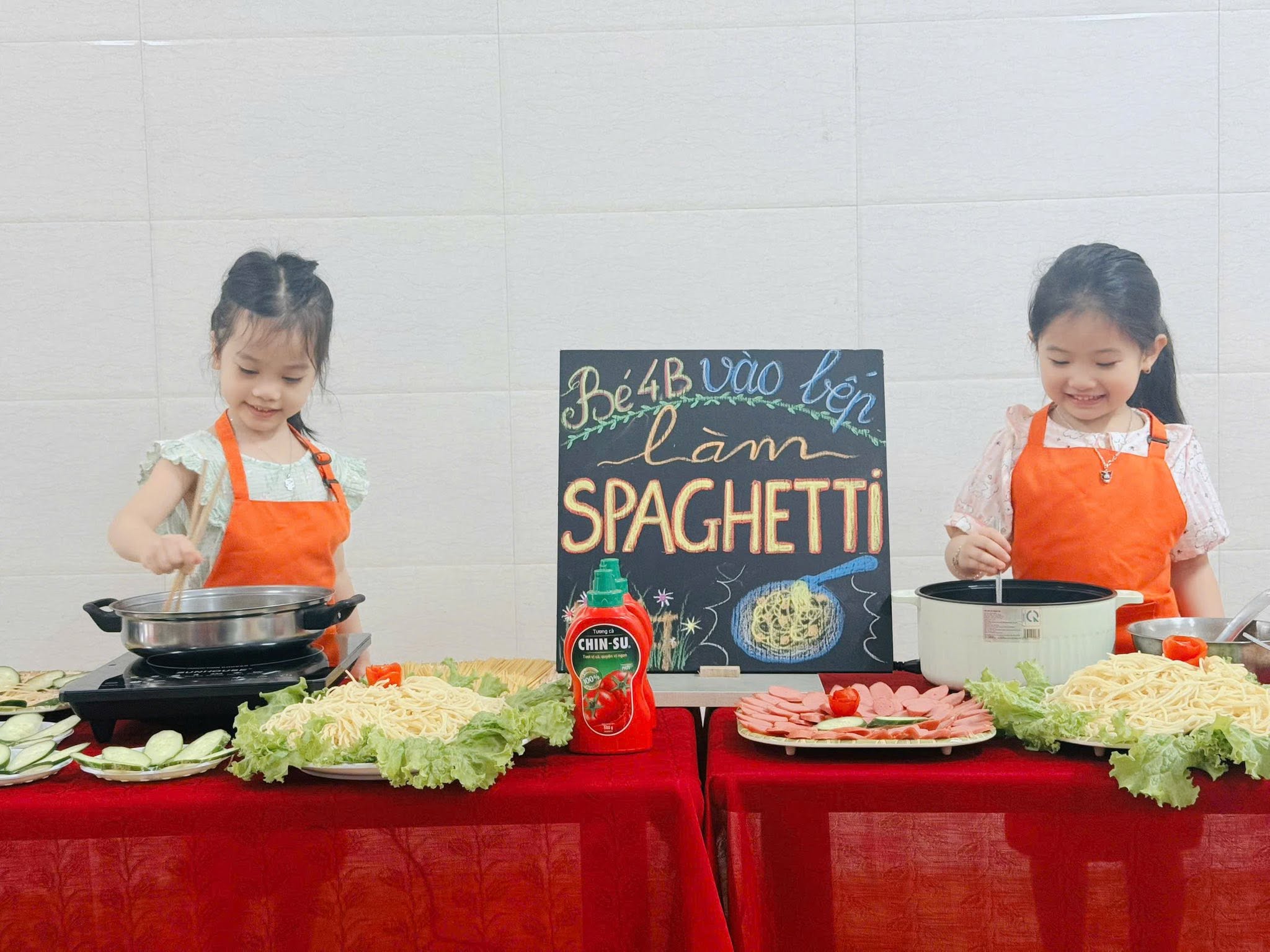Hoạt động trải nghiệm: &ldquo;B&eacute; l&agrave;m m&igrave; Spaghetti&rdquo;